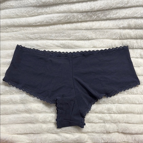 VS Cheeky Panty - Picture 4 of 4